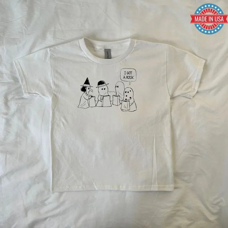 Charlie Brown Halloween Baby Tee, Cute Fall & Autumn tee, Peanuts Halloween, Pumpkin Patch, Spooky Season, Fall Vibes, vintage