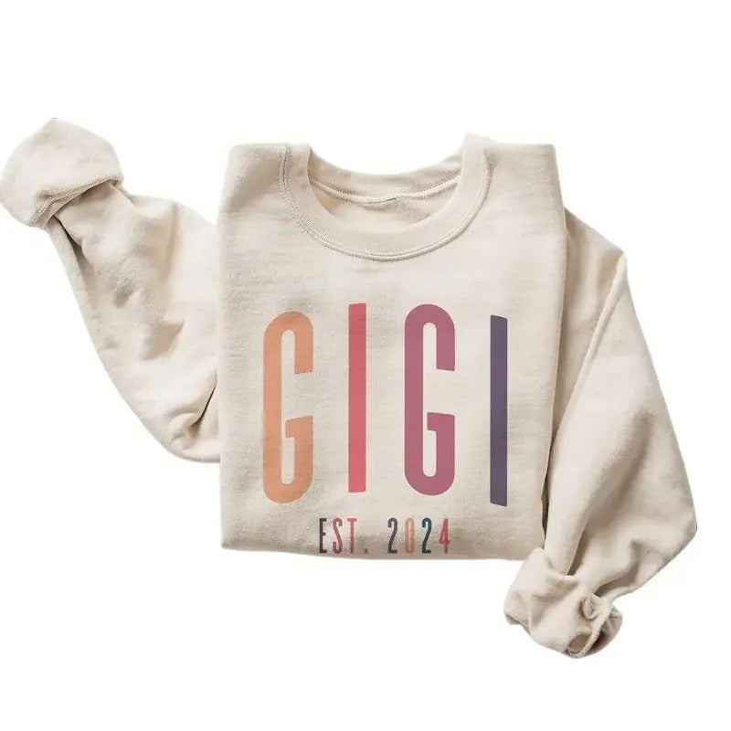 Gigi Ombre EST 2024 2025 Sweatshirt New Gigi Established - Pregnancy Reveal New Grammy - Unisex