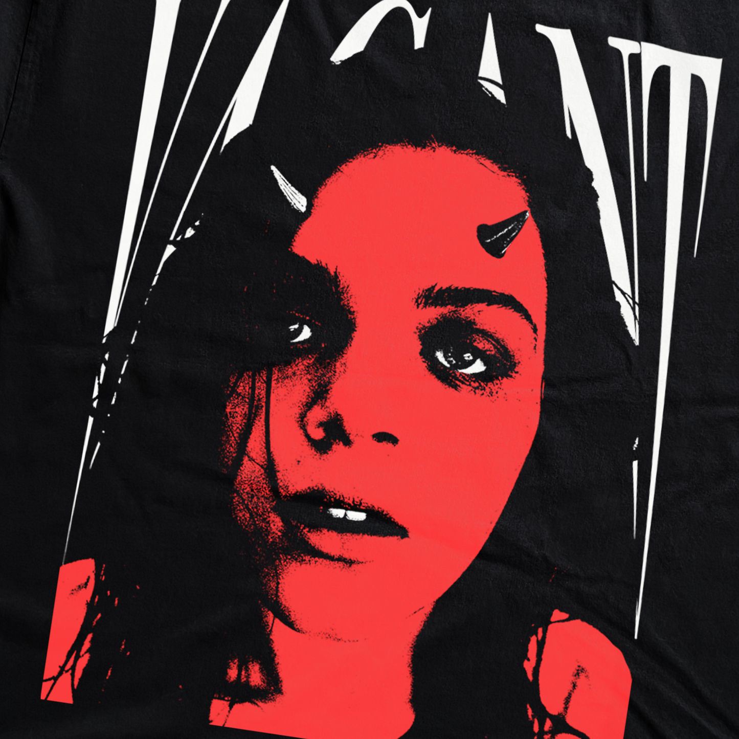 'VACANT' HEAVYWEIGHT BLACK T-SHIRT