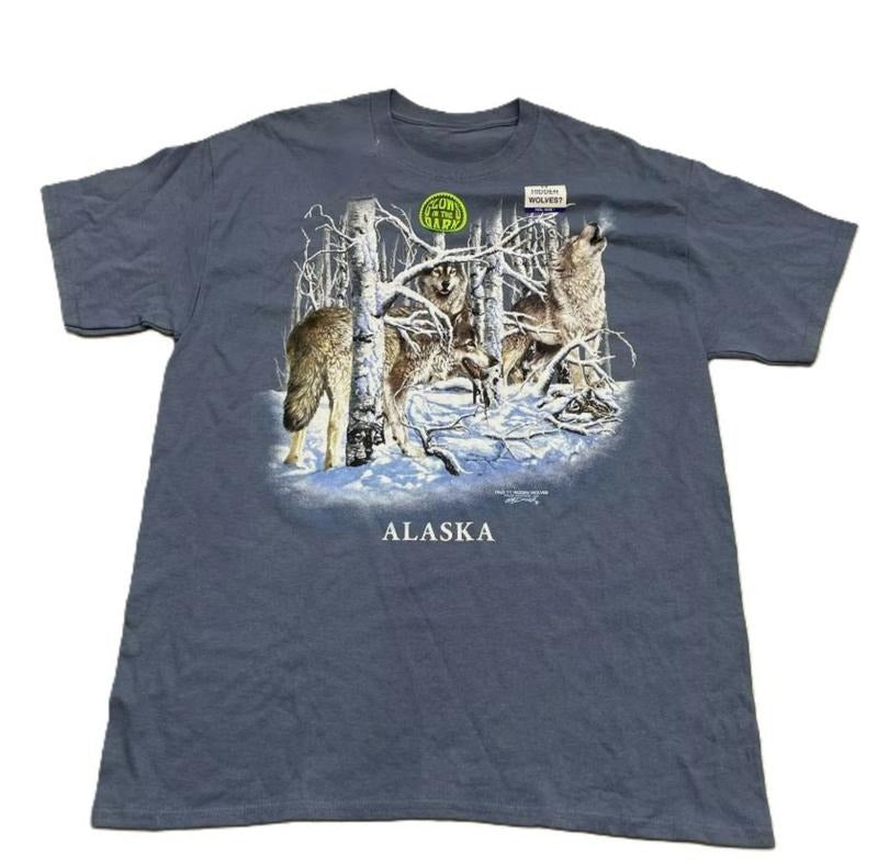 Vintage Y2k Alaska Hidden Wolves Howling Wolf Moon T-Shirt- Vintage y2k tshirt Streetwear Menswear Top
