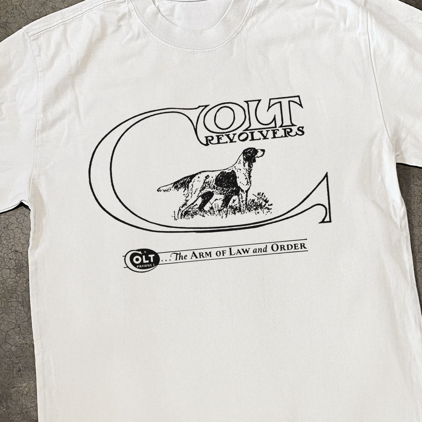 COLT ARMS 'HOUND' HEAVYWEIGHT FADED WHITE TEE