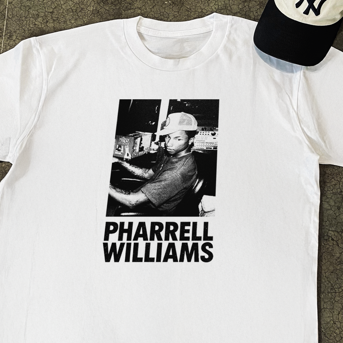 'PHARELL' COOKIN HEAVYWEIGHT WHITE T-SHIRT