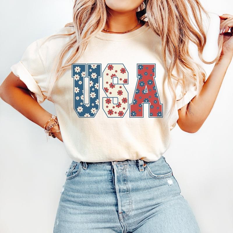 4th of July Shirt - USA Floral Flowers Shirt - Independence day Women Tee & Sweatshirt