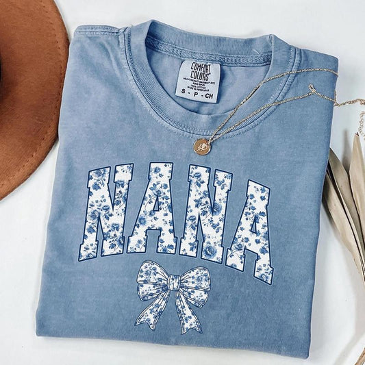 Comfort Colors Floral Nana Shirt, Coquette Bow Nana T-Shirt, Chinoiserie Style Nana Tee, Gift for New Grandma, Pregnancy Reveal Cute Gifts