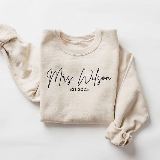 Custom Mrs Sweatshirt, Mrs Personalized Last Name Sweatshirt, Bride To Be Gift, Custom Bridal Gift, Future Mrs, Gift for Bride, Wedding Gift
