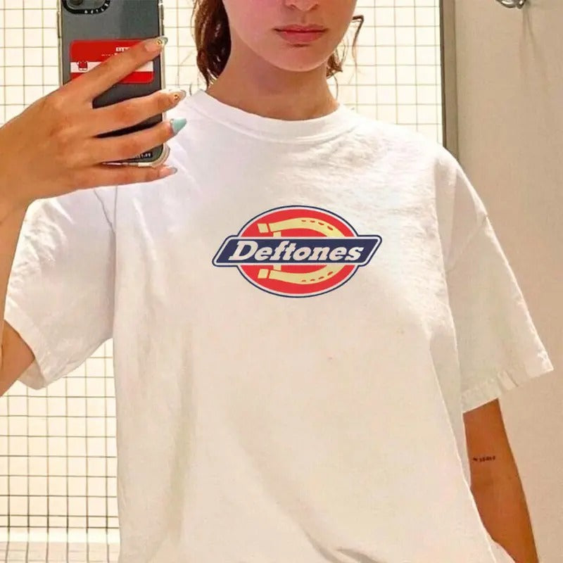 Deft0nes Inspired Graphic Tee, Rock Band Concert Outfit, Vintage Clothing , Unisex Short Sleeve Tee Shirt, Casual Clothing