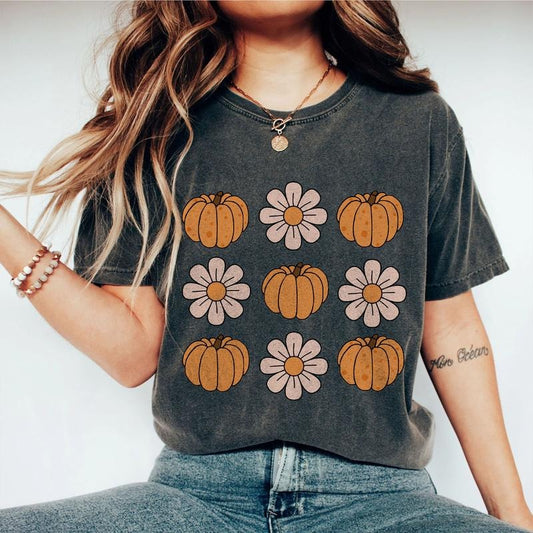 Floral Pumpkins Shirt, Vintage Shirt for Fall, Retro Pumpkin Tshirt, Cute Shirt for Fall, Autumn Pattern Tee for Her, Comfort Shirt for Mama, Thanksgiving Shirt, Cute Fall Sweatshirt, Comfort Shirt for Mom, Autumn Tee, Fall Pumpkins TShirt, Women Top