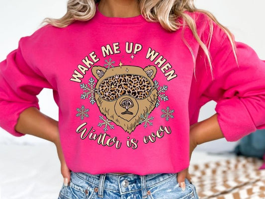 Wake Me Up When Winter is Over / Gildan Sweatshirt in Helicionia