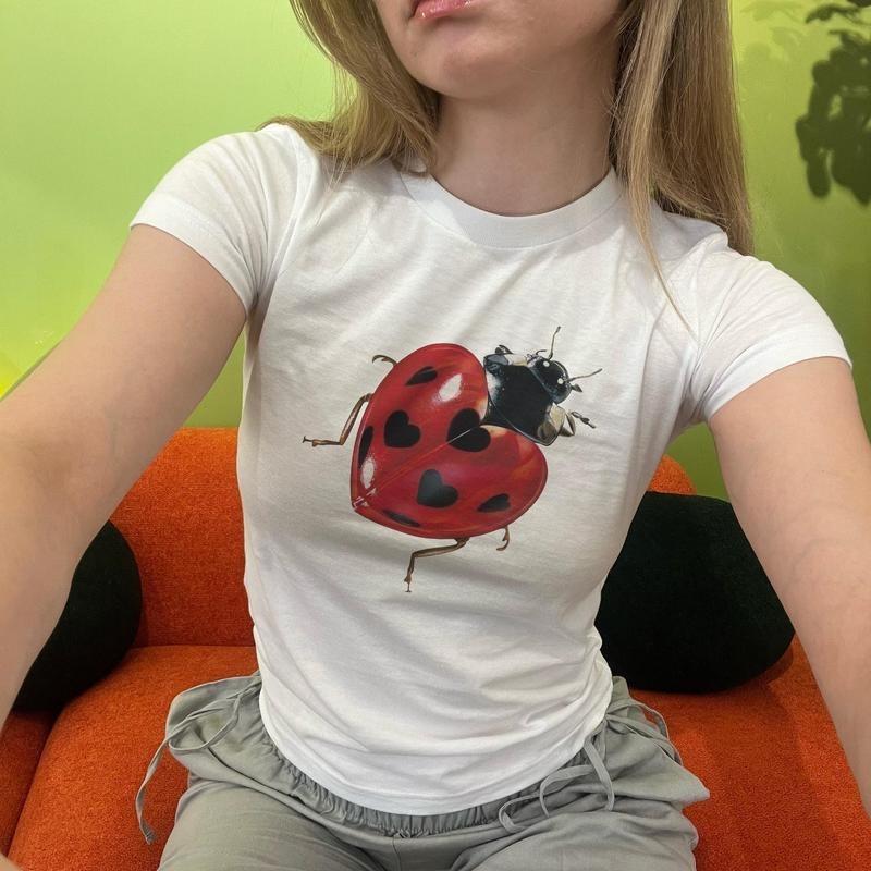 Ladybug Y2K Baby Tee, Cute 90s Trendy Insect Shirt, Y2K Vintage Bug Graphic Top, Coquette Aesthetic Baby Tee 2000s Retro Love Bug TShirt