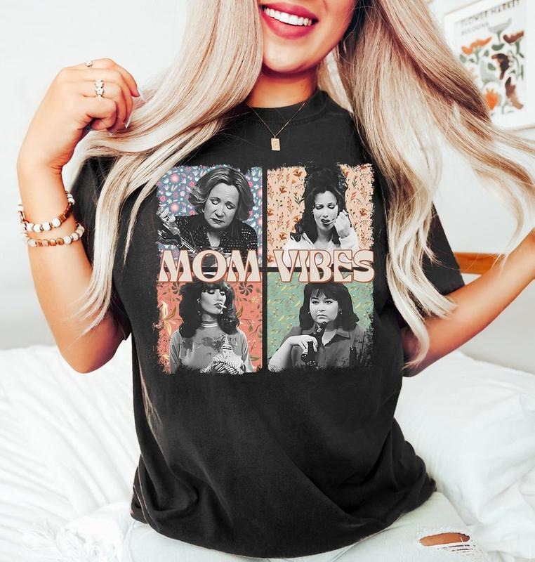 Mom Vibes Graphic Tee Shirt, Funny Mom Shirt, Mom Life, Retro Mother Shirts, Mother's Day Gift, Unisex Sweatshirt, Hoodie, Comfort Colors