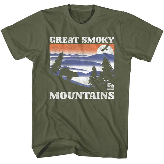 National Parks - Great Smoky Mountains Bear And Mountains Dark - American Classics - Solid Green Adult Short Sleeve T-Shirt