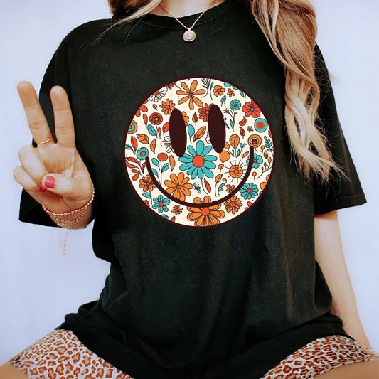 Retro Happy Flowers Smiling Face Shirt, Vintage Floral Happy Face T-shirt, Boho Groovy Flowers Graphic Printed Tee, Cute Soft Fabric Short Sleeve Tee For Girls, Comfort Shirts, Women's Tops, Womenswear, Cotton Fabric Relaxed Fit Chic Style