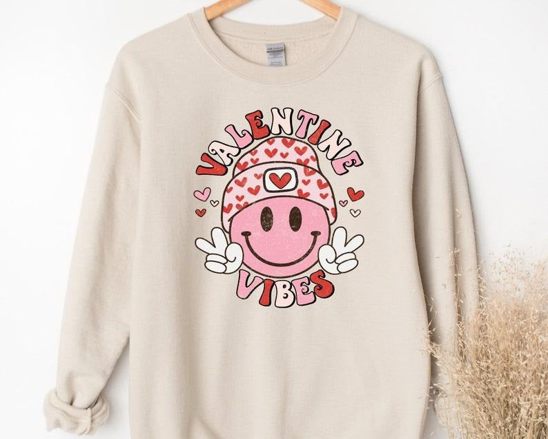 Retro Valentine Vibes, Valentines Face Happy Sweatshirt, Cute Face Sweater, Valentines Gift, I Love You  Hoodie and Sweater; T-shirt