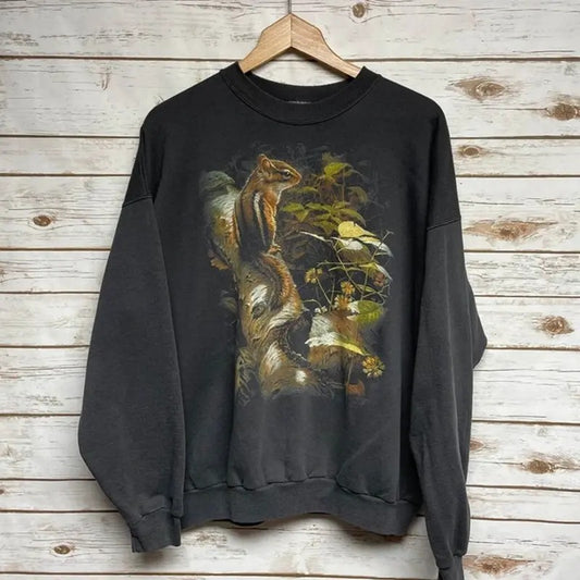 Vintage Animal print crewneck sweatshirt Chipmunk crew neck Outdoor nature Mother earth Earth day sweatshirt boxy fit Menswear Athletic