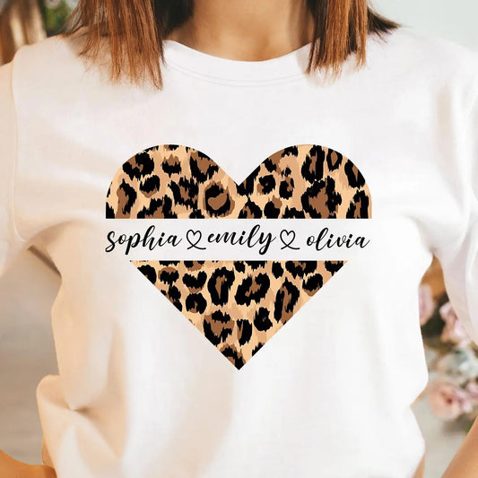 Women's Leopard Heart Print Round Neck Tee, Fashion Casual Crew Neck Short Sleeve T-shirt for Daily Holiday Vacation Outdoor Wear, Ladies Clothes for All Seasons