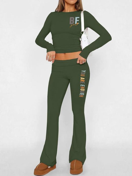 Women's Letter Print Crop Top & Flare Leg Pants Two-piece Set, Casual Fashion Round Neck Long Sleeve Top & Bell Bottom Trousers for Daily Outdoor Wear, Women's Clothing for Fall & Winter