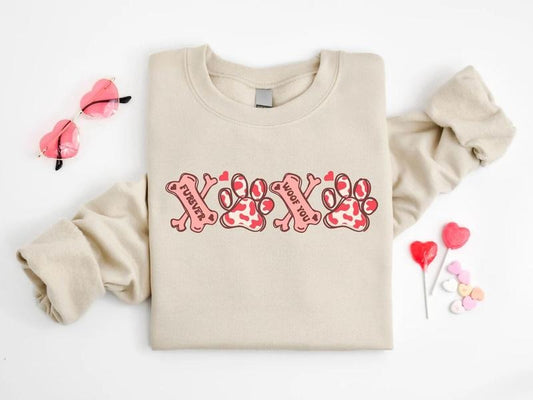 XOXO Paw Shirt, Dog Valentine's Day Sweatshirt, Valentine's Day Shirt, Valentine Shirt Women, Gift Tee Dog Owner, Animal Lover Sweatshirt