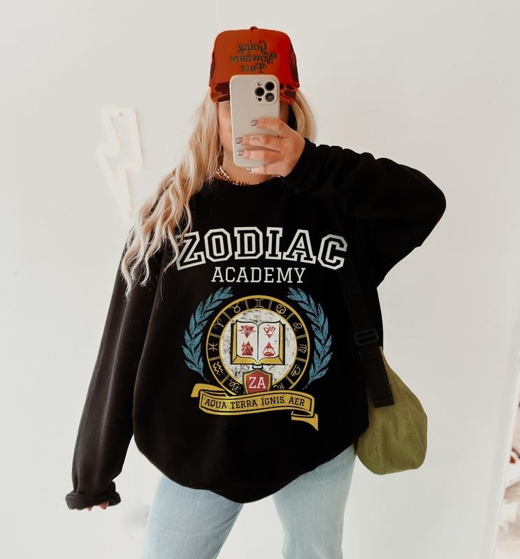 Zodiac Academy Varsity Sweatshirt, Zodiac Academy Merch Reading Hoodie, Phoenix Darius Acrux Romantasy Fae Bookish Orion Solaria Vega Graphic Fabric Crewneck Long Sleeves Womenswear Sweater