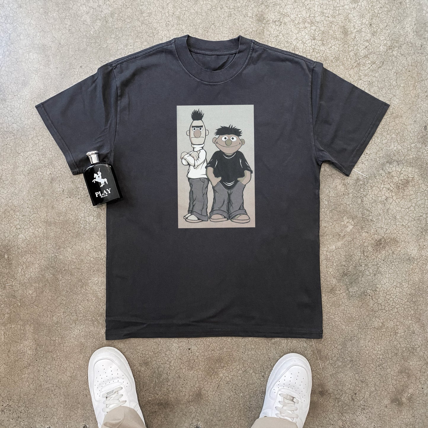 1990s BERT AND ERNIE VINTAGE JIM HENSON MUPPETS  HEAVYWEIGHT BLACK T-SHIRT