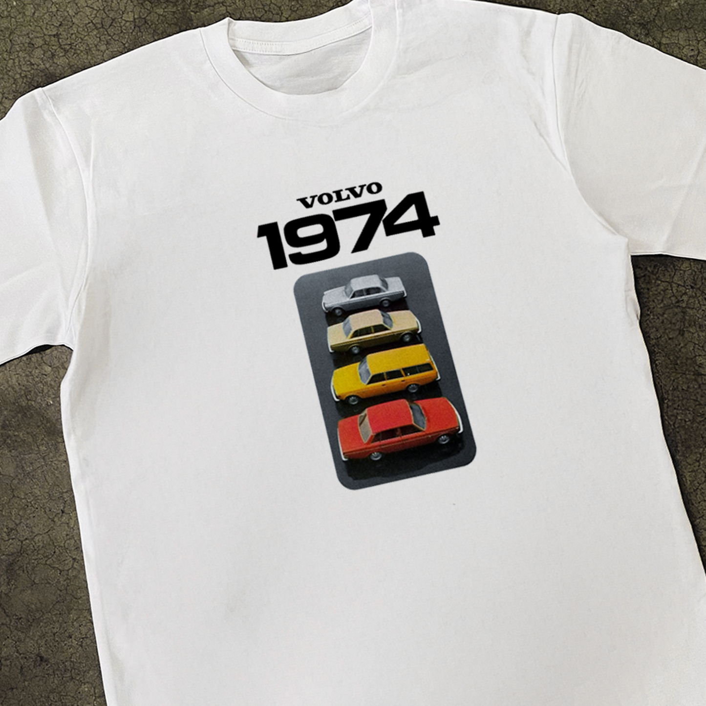 1974 'VOLVO 144' CLASSIC WHITE T-SHIRT